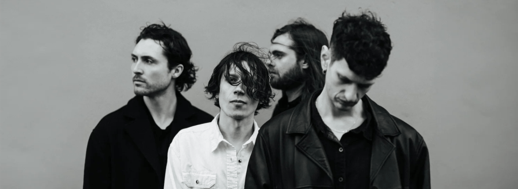 October Drift: La Banda Británica que Conquista&nbsp;Escenarios